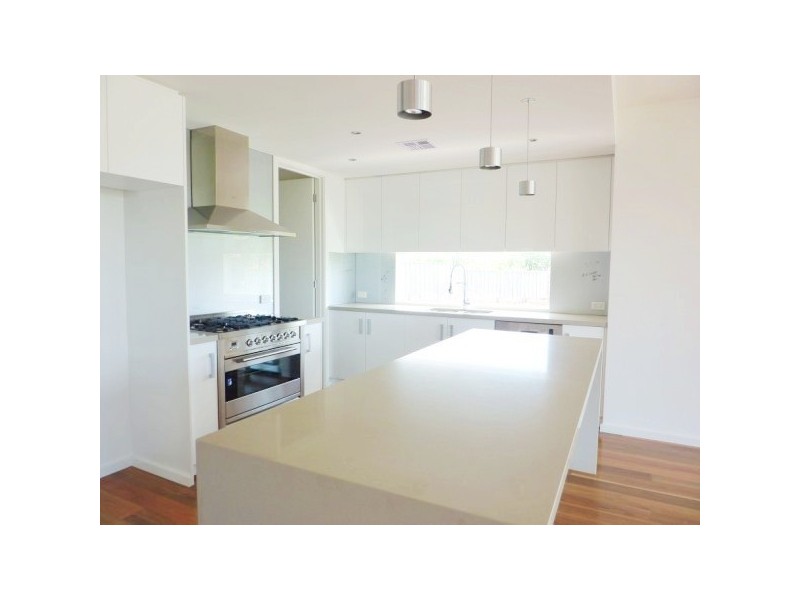 9 Viewmount Place, Sandhurst VIC 3977