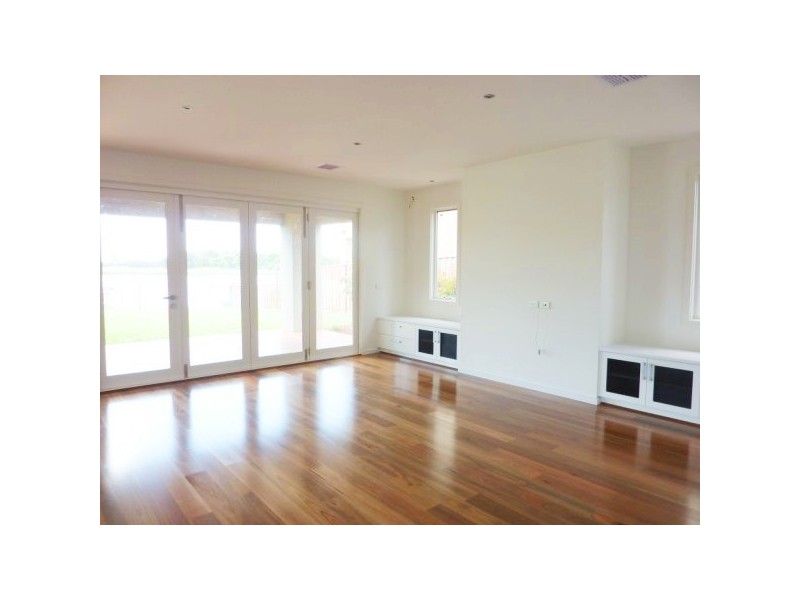 9 Viewmount Place, Sandhurst VIC 3977