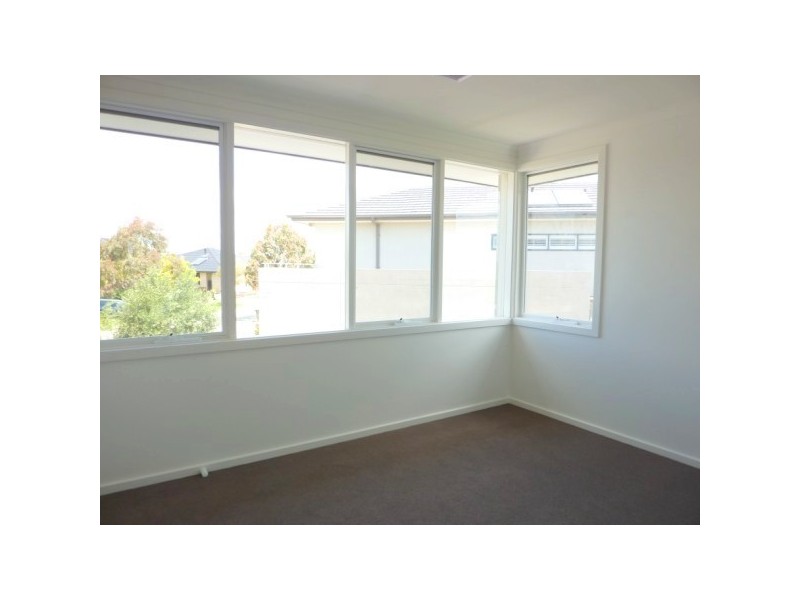 9 Viewmount Place, Sandhurst VIC 3977