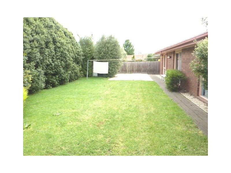 1 Condor Court, Frankston VIC 3199