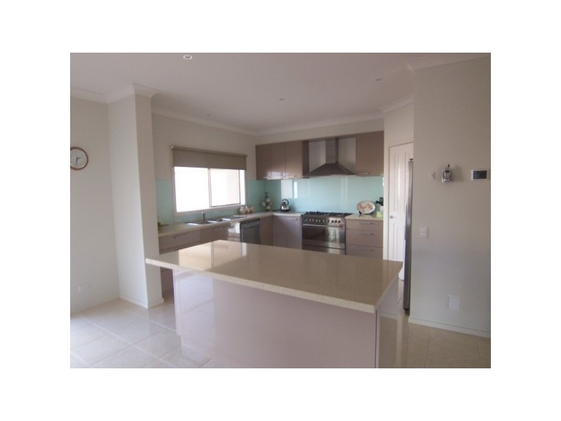 19 Spence Terrace, Sandhurst VIC 3977