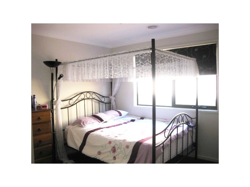 2/15 Brunnings Road, Carrum Downs VIC 3201