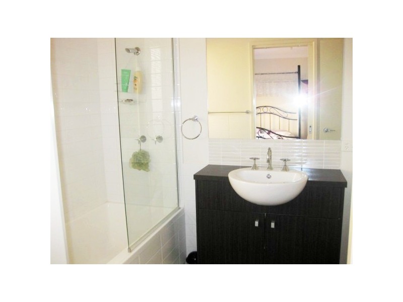 2/15 Brunnings Road, Carrum Downs VIC 3201