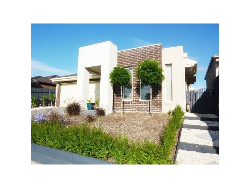 23 Triumph Way, Skye VIC 3977