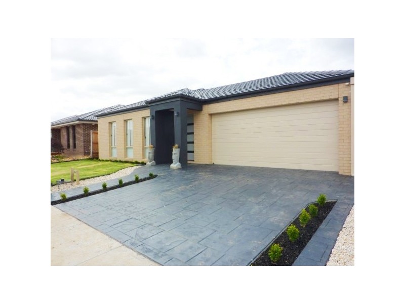 7 Tarcoola Way, Sandhurst VIC 3977