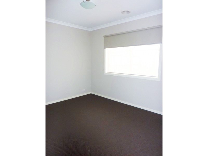 7 Tarcoola Way, Sandhurst VIC 3977