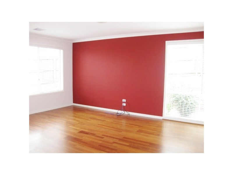 17 Emerald Rise, Skye VIC 3977