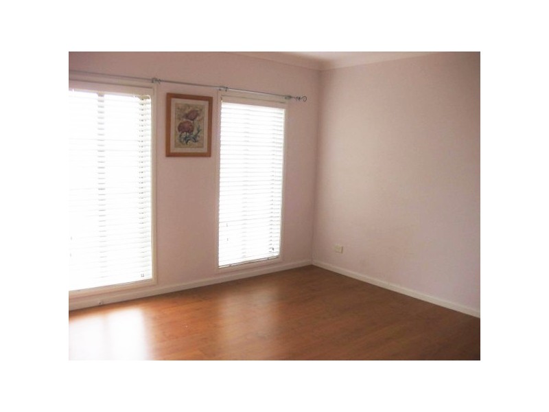 17 Emerald Rise, Skye VIC 3977