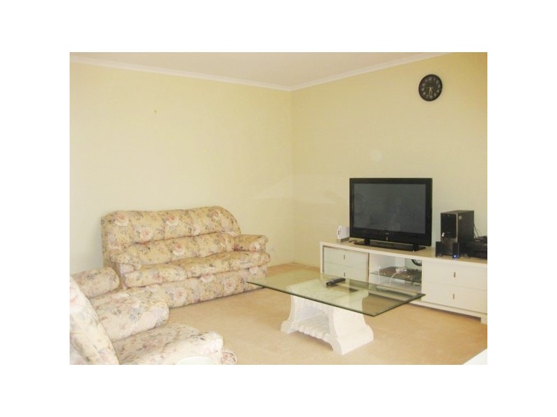 27 Postregna Way, Skye VIC 3977