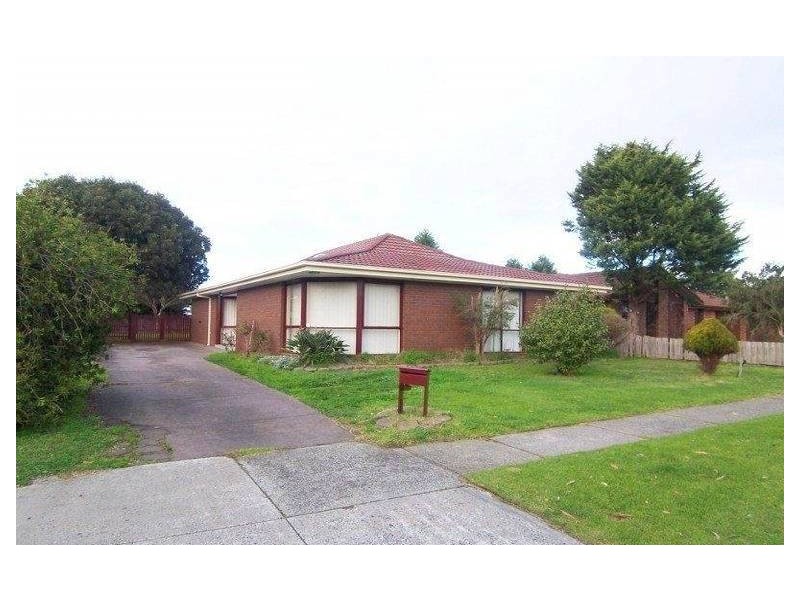 48 Shearwater Drive, Carrum Downs VIC 3201