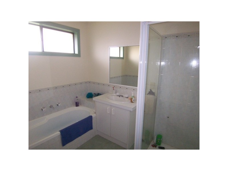 9 Chapman Street, Carrum Downs VIC 3201