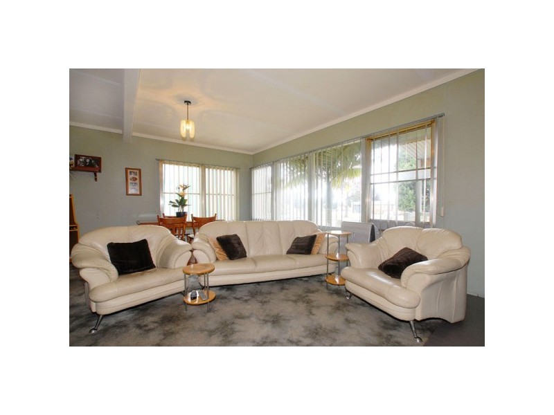 68 Forest Drive, Frankston North VIC 3200