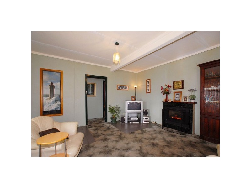 68 Forest Drive, Frankston North VIC 3200