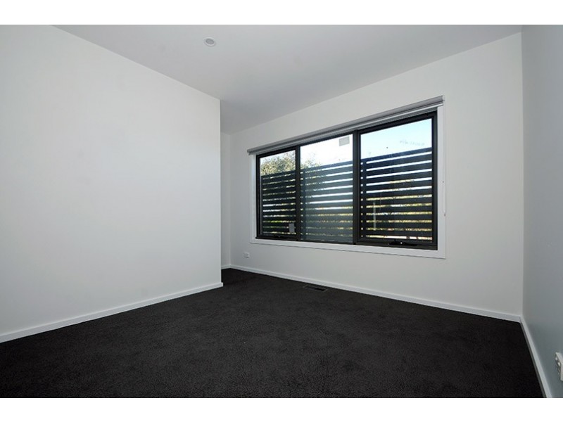 4/44 McCormicks Road, Skye VIC 3977