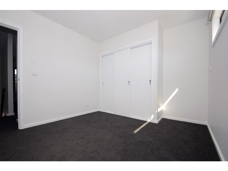 4/44 McCormicks Road, Skye VIC 3977