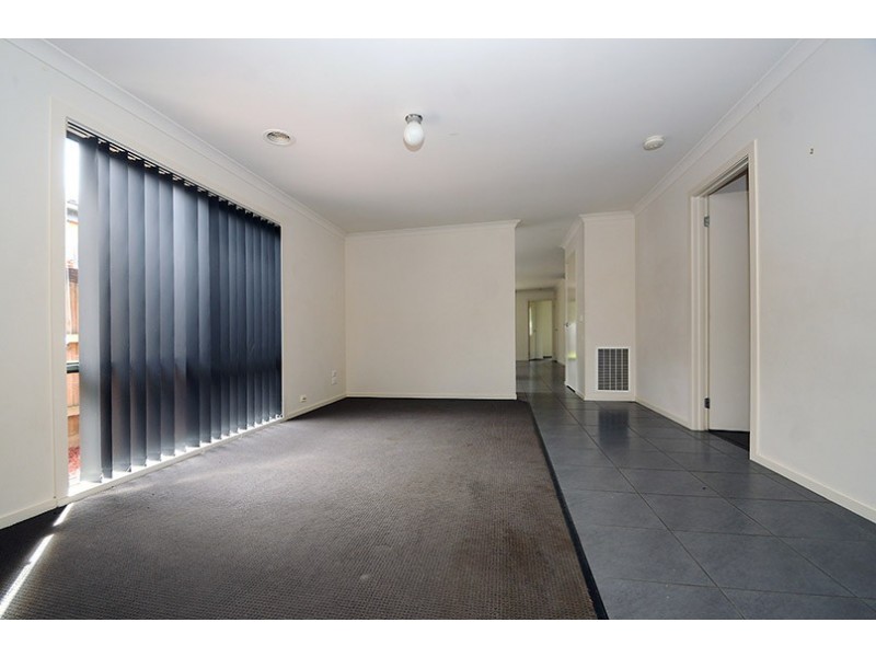 10 Lewin Street, Carrum Downs VIC 3201