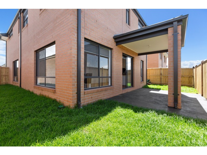 14 Romulus Crescent, Cranbourne West VIC 3977