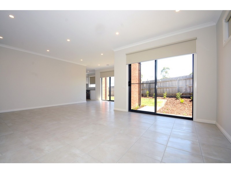 6b Eucalyptus Walk, Carrum Downs VIC 3201