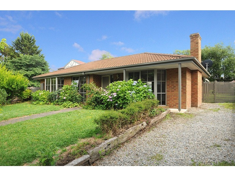 74 Aqueduct Road, Langwarrin VIC 3910