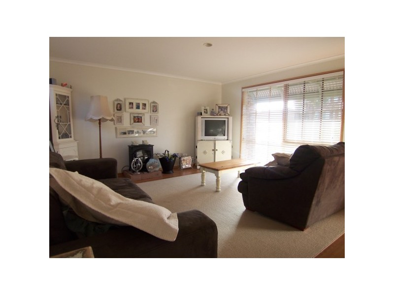 37 Lexton Drive, Langwarrin VIC 3910