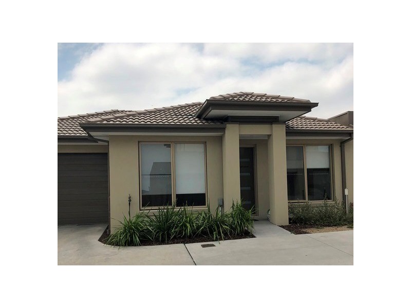 12 Mercury Court, Carrum Downs VIC 3201