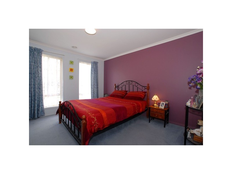 3 Arlene Drive, Skye VIC 3977