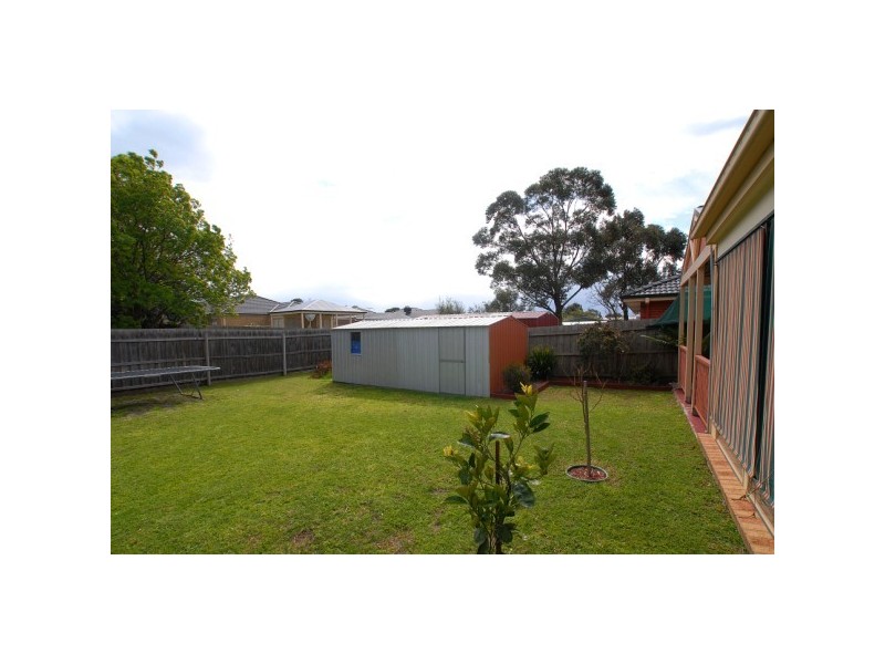 3 Arlene Drive, Skye VIC 3977
