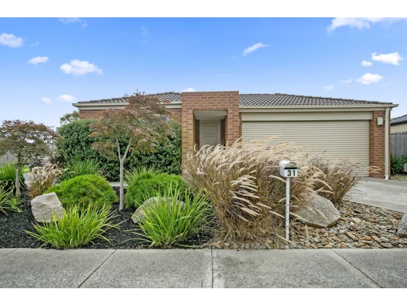 31 Myhaven Circuit, Carrum Downs VIC 3201