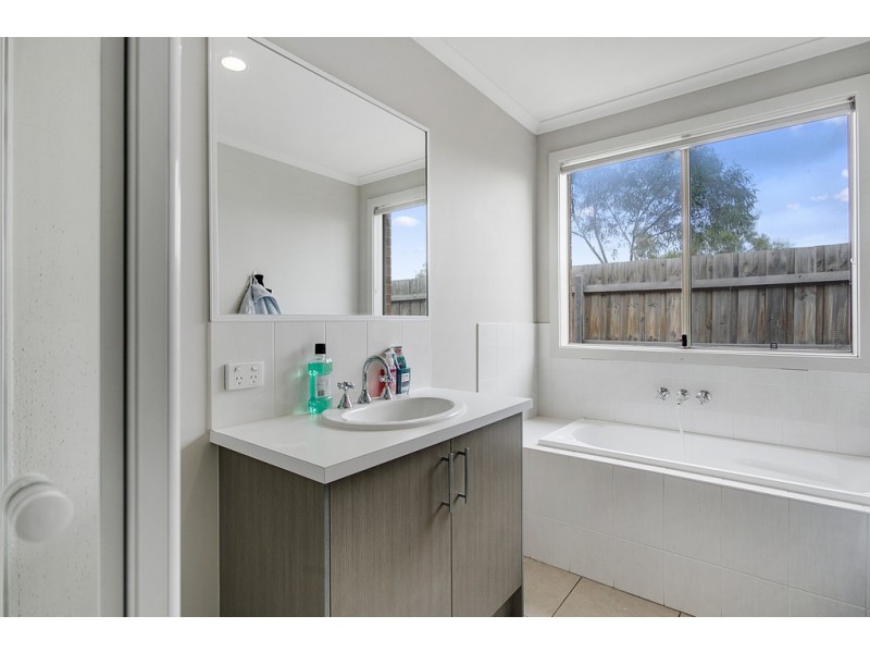 31 Myhaven Circuit, Carrum Downs VIC 3201