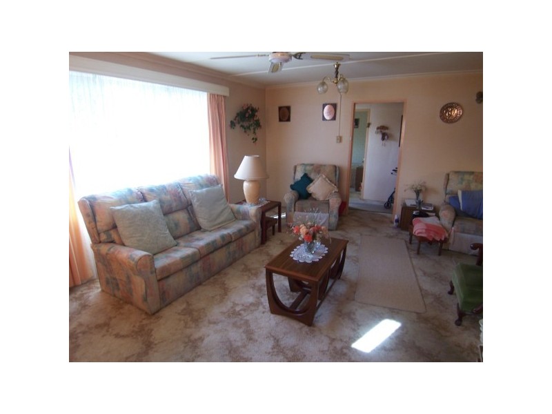 44 Rosemary Crescent, Frankston North VIC 3200