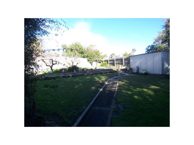 44 Rosemary Crescent, Frankston North VIC 3200