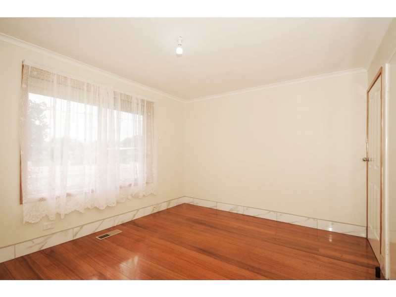 17 Excelsior Drive, Frankston North VIC 3200