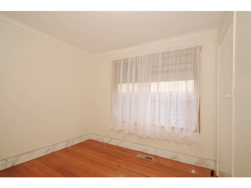 17 Excelsior Drive, Frankston North VIC 3200