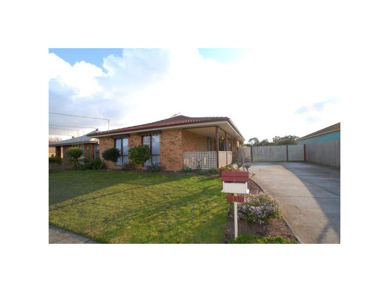 13 Kestrel Court, Carrum Downs VIC 3201