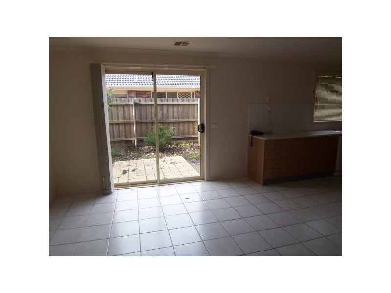 42/95 Ashleigh Ave, Frankston VIC 3199