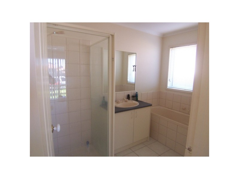 93 Greenwood Drive, Carrum Downs VIC 3201