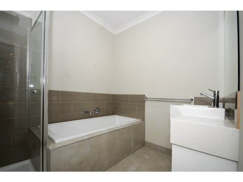 6b Eucalyptus Walk, Carrum Downs VIC 3201