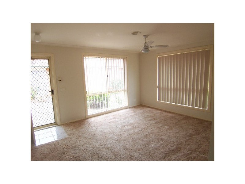 2/182 Cadles Road, Carrum Downs VIC 3201