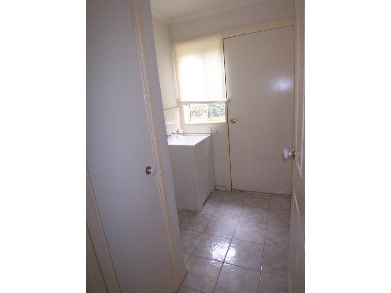 2/182 Cadles Road, Carrum Downs VIC 3201