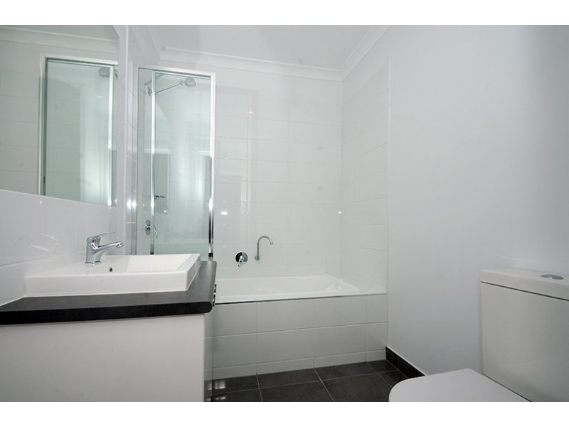 4 Lofty  Court, Officer VIC 3809