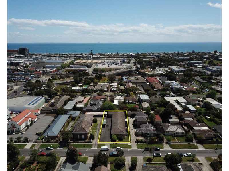 2/9 Petrie Street, Frankston VIC 3199