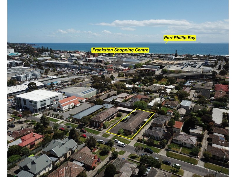 2/9 Petrie Street, Frankston VIC 3199