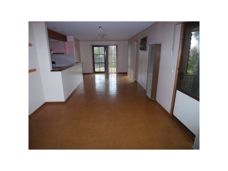 8 Arcadia Street, Carrum Downs VIC 3201