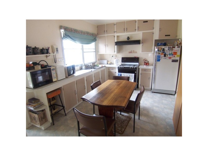 1 Lindsay Street, Frankston North VIC 3200