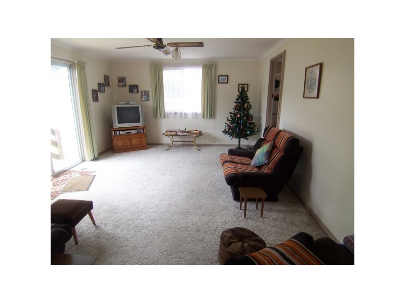 1 Lindsay Street, Frankston North VIC 3200