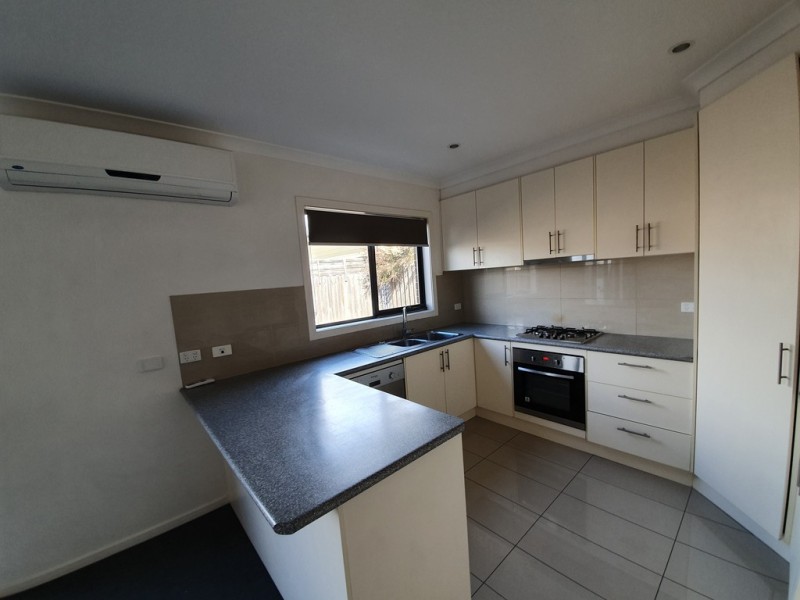 2 Elder Court, Carrum Downs VIC 3201