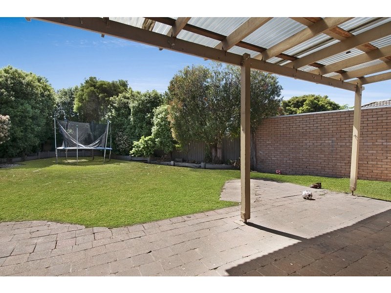 16 Kingfisher Court, Carrum Downs VIC 3201