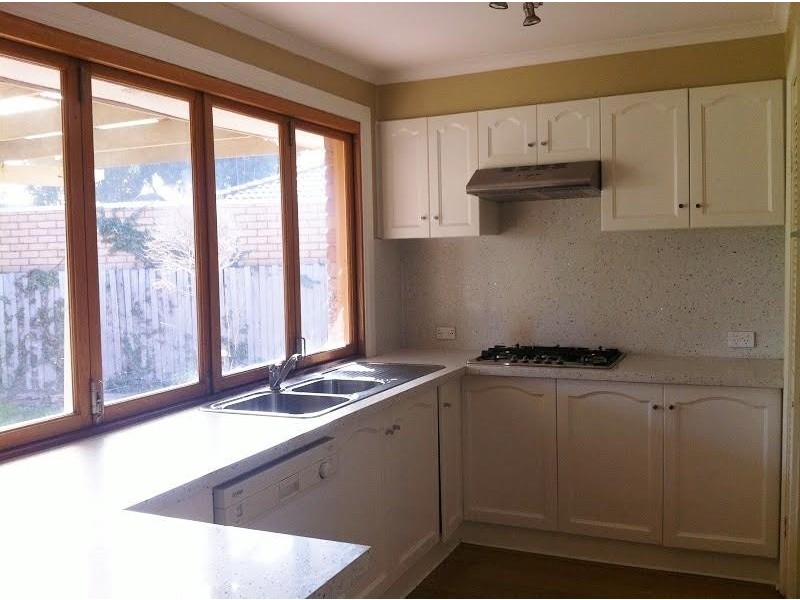 16 Kingfisher Court, Carrum Downs VIC 3201