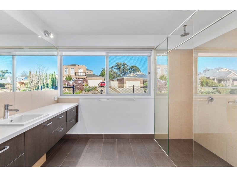 8 Spring Hill Road, Langwarrin VIC 3910