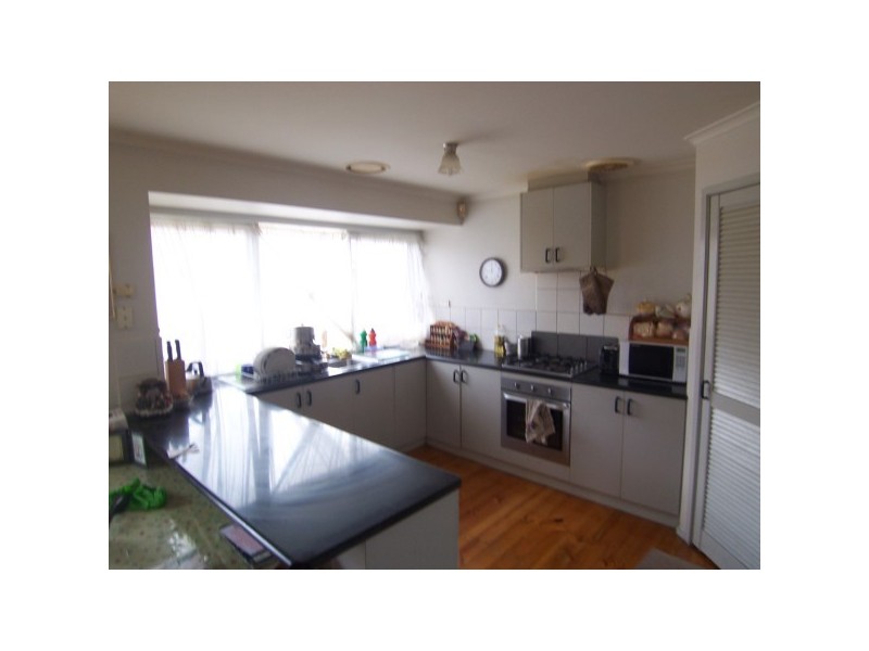 13 Greenwood Drive, Carrum Downs VIC 3201